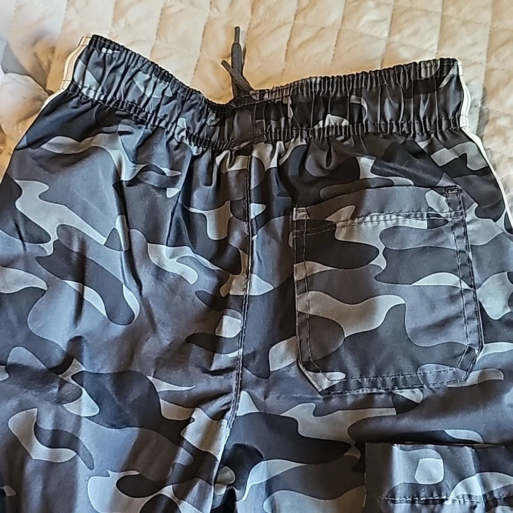 Oshkosh camo lined track pants 6